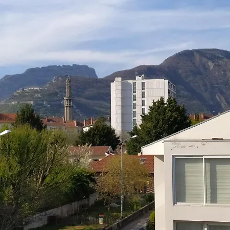 Dans Partage Apartment Grenoble
