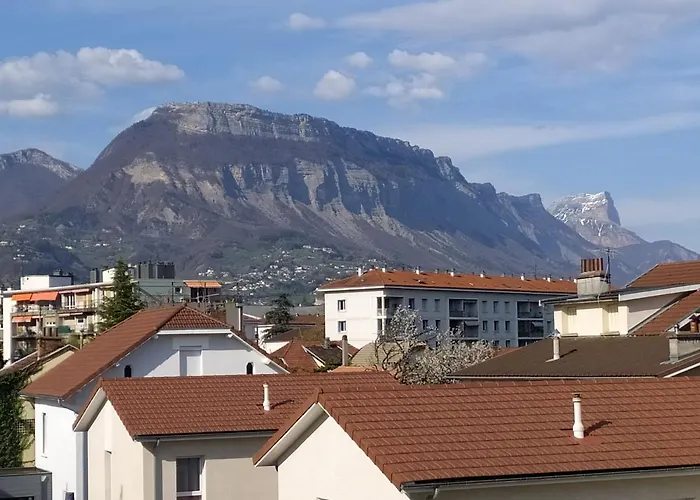 Private Room In Shared Apartment