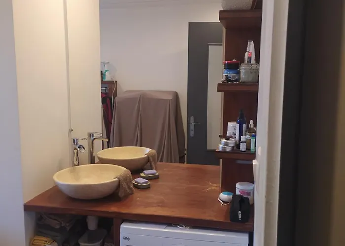 Private Room In Shared Apartment דירה